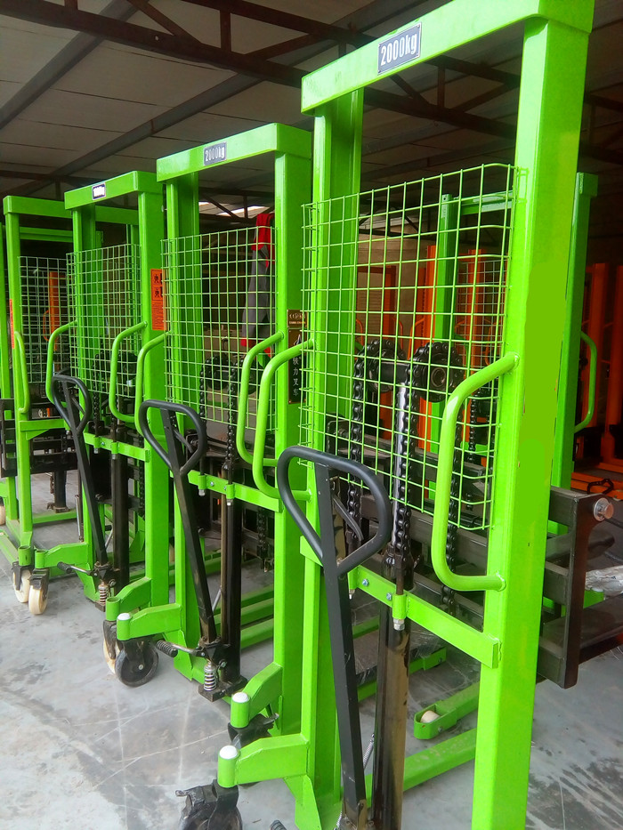 手動(dòng)液壓堆高車(chē) 手動(dòng)液壓堆高車(chē)